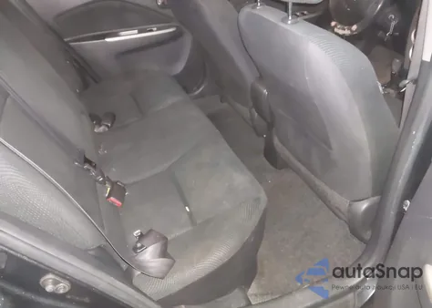 2010 Toyota Yaris z USA, uszkodzony, nr VIN JTDBT4K31A1360050